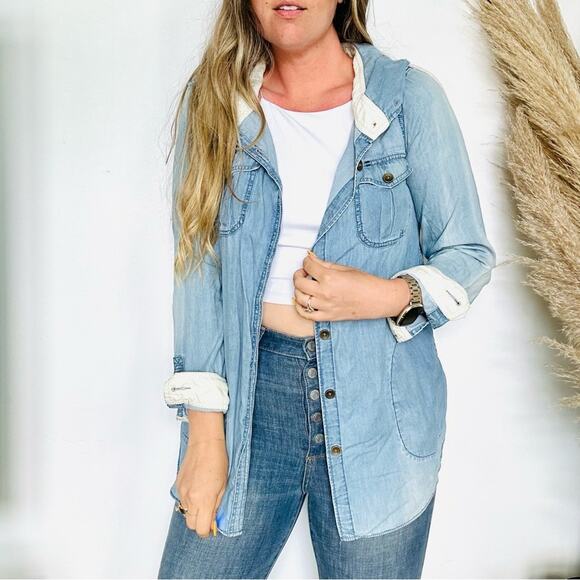 ANTHROPOLOGIE Blue Denim Hood Long Sleeve Button Down Blouse Shirt Shacket Top M - Picture 10 of 13
